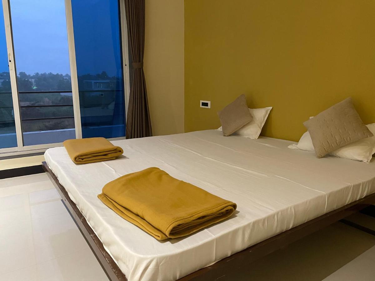 Scarlet Resort Alībāg Extérieur photo