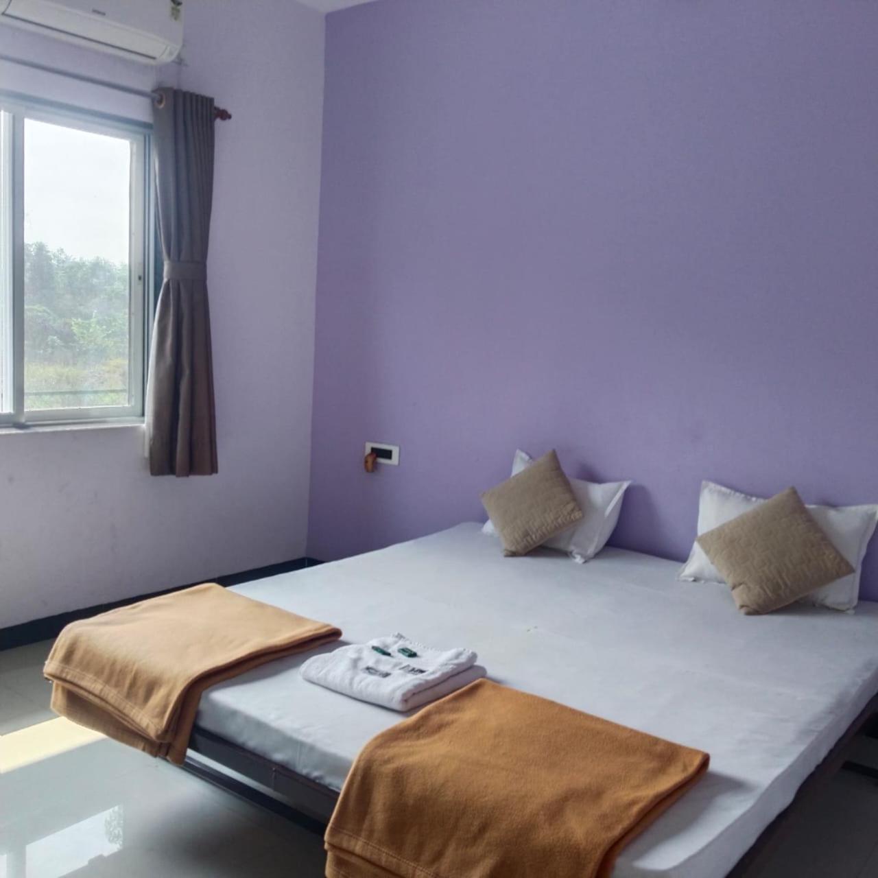 Scarlet Resort Alībāg Extérieur photo