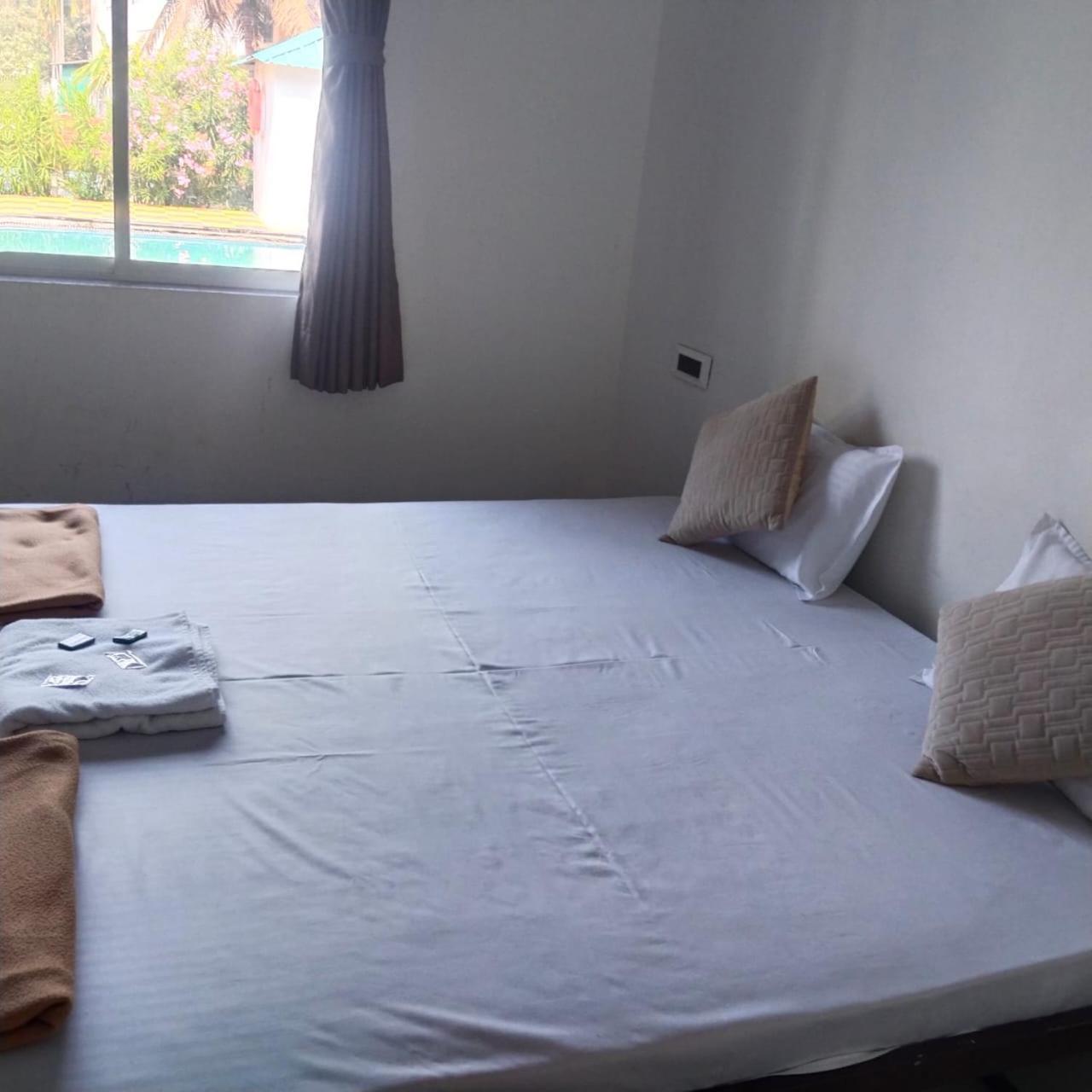 Scarlet Resort Alībāg Extérieur photo