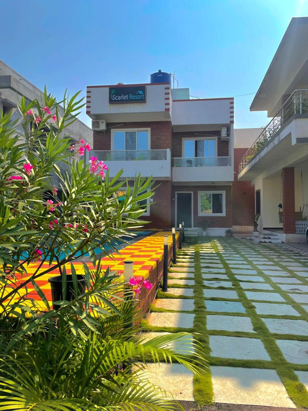 Scarlet Resort Alībāg Extérieur photo